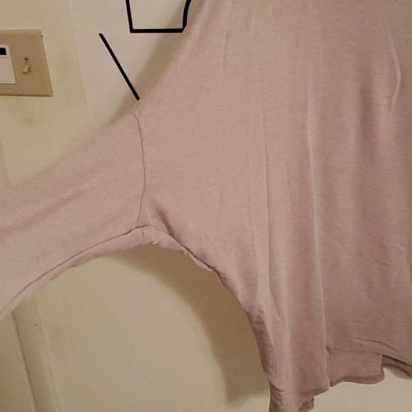 Top - Picture 4 of 8